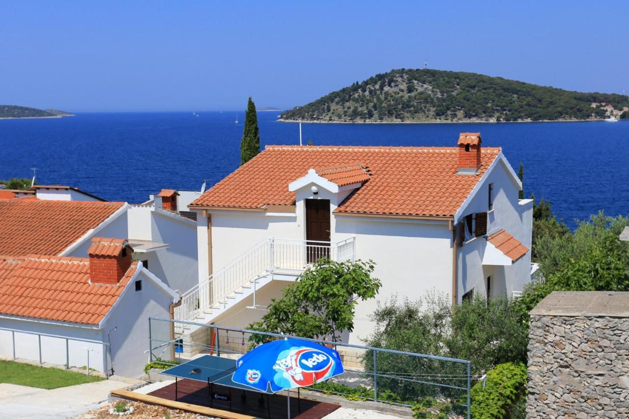 Family Friendly Seaside Apartments Razanj, Rogoznica - 10373 Eksteriør billede