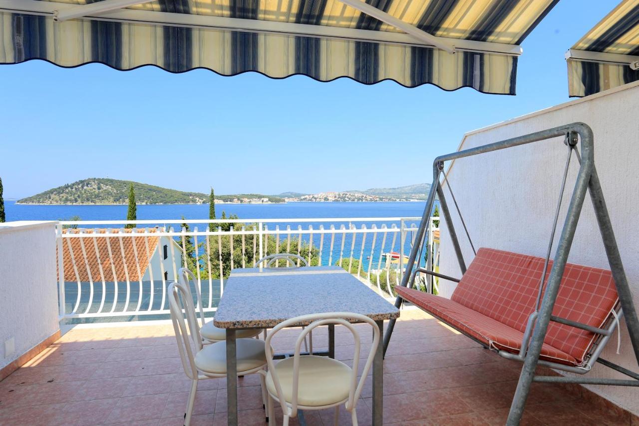Family Friendly Seaside Apartments Razanj, Rogoznica - 10373 Eksteriør billede