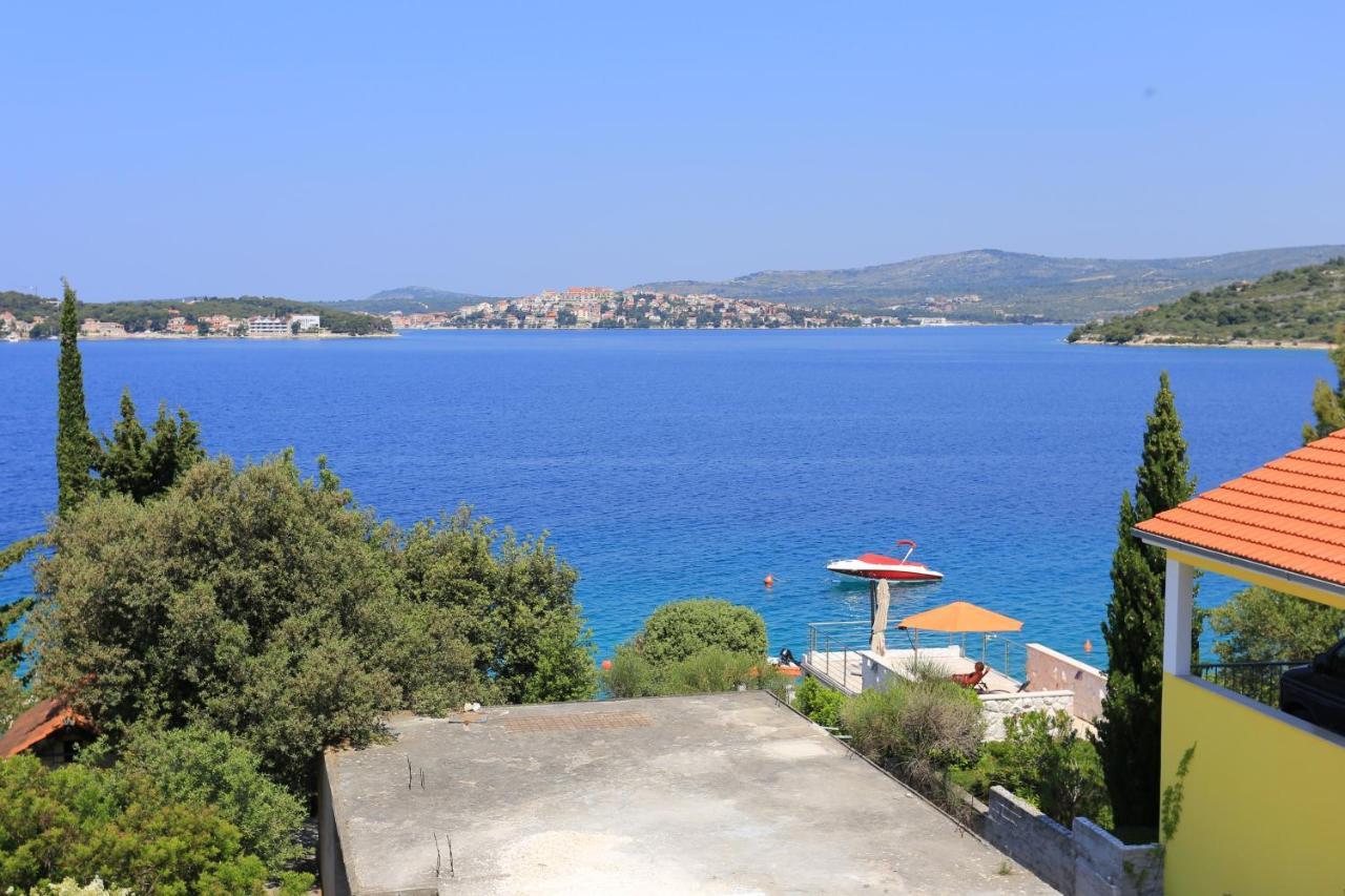Family Friendly Seaside Apartments Razanj, Rogoznica - 10373 Eksteriør billede